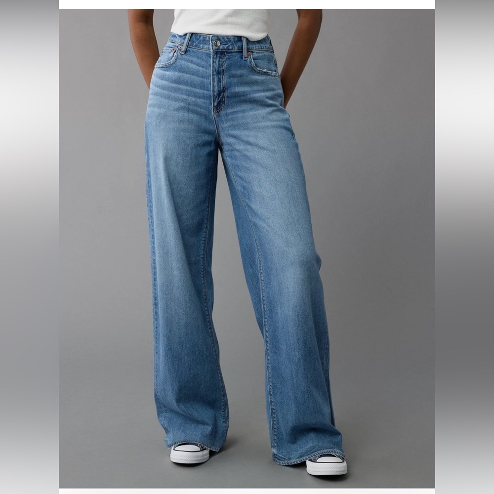 American Eagle Dreamy Drape Stretch Super High- waisted Baggy Wide Leg Jeans